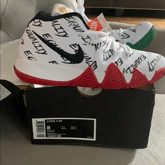 Krueger 4 Nike Sneakers - Picture 3 of 6